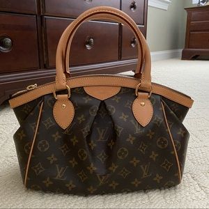 💯Authentic Louis Vuitton Tivoli PM Handbag
